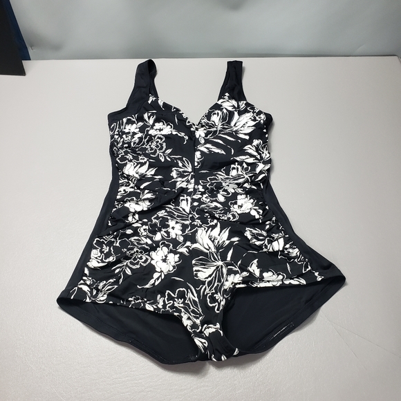 gabar Swim Gabar Black And White One Peice Bathing Suit Womens Plus